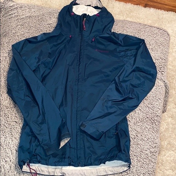 Patagonia Jackets & Blazers - Patagonia rain coat 🌧